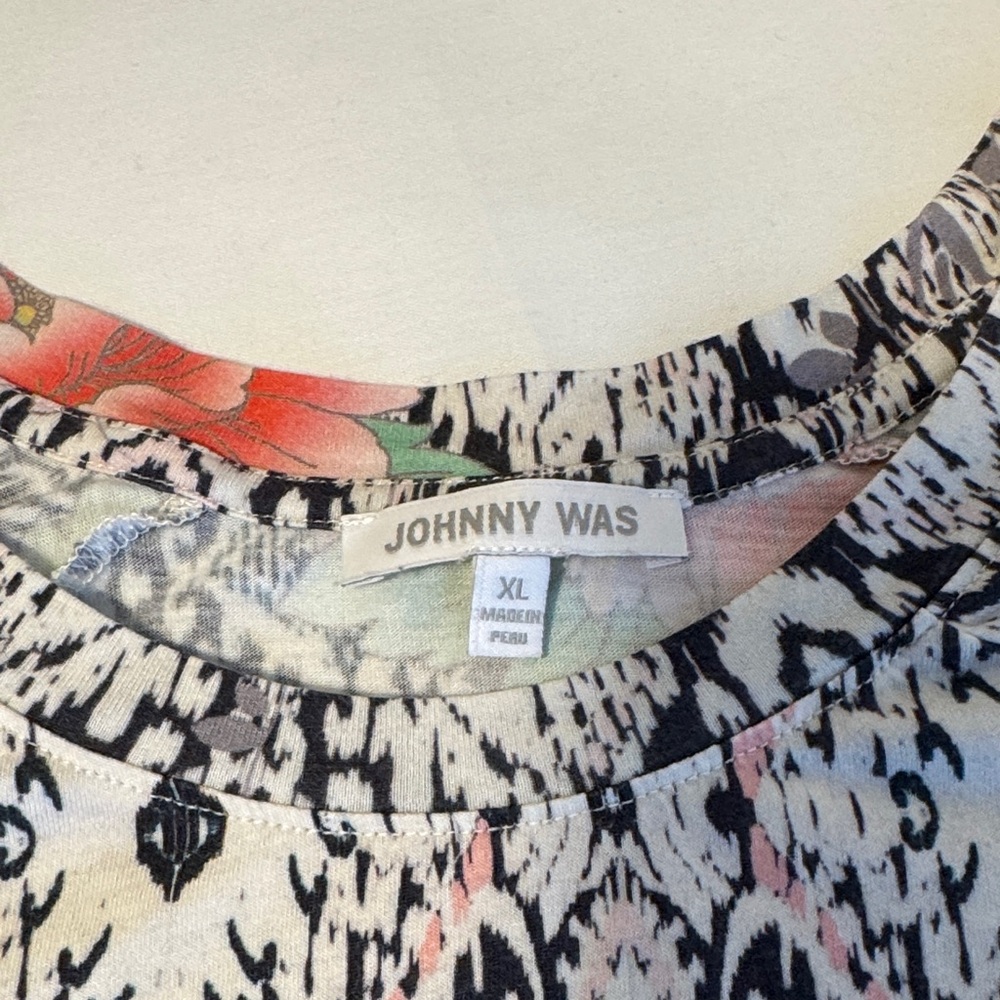 Johnny Was Cream and Black Patterned PJ TOP Size XL - Picture 2 of 6